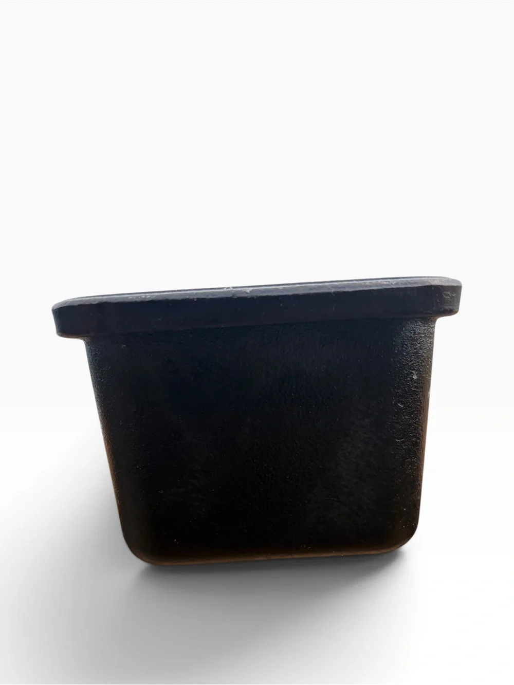 SMITH & CLARK CAST IRON SKELETON COFFIN BREAD LOAF PAN WITH LID